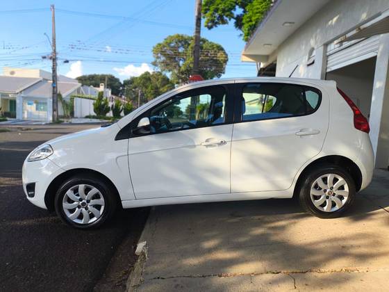 FIAT PALIO 1.0 MPI ATTRACTIVE 8V FLEX 4P MANUAL